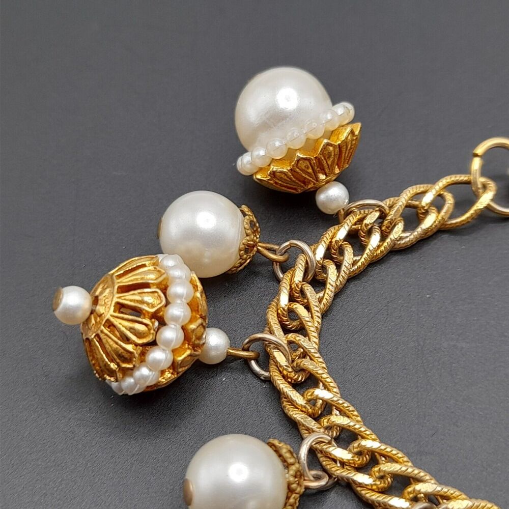 Vintage 1950s Acorn Filigree Charm Bracelet, Faux Pearls, 7 1/4" - Picture 3 of 9